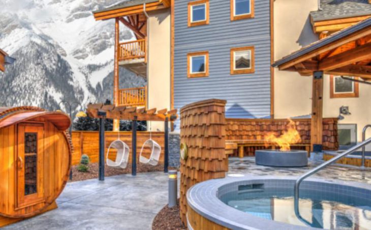Canalta Lodge in Banff , Canada image 3 